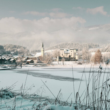 Startseite-Schloss Goldegg, Winter auf der Salzburger Sonnenterrasse, St. Veit, Goldegg und Schwarzach