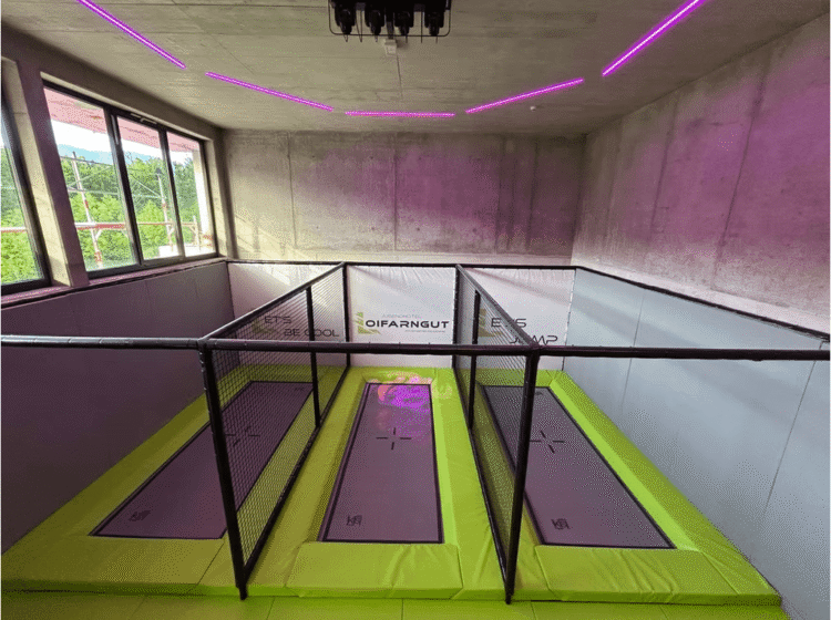 Trampolinhalle in Loiferngut